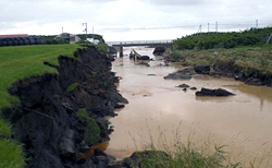 北里地区・道路、河川被害2の写真