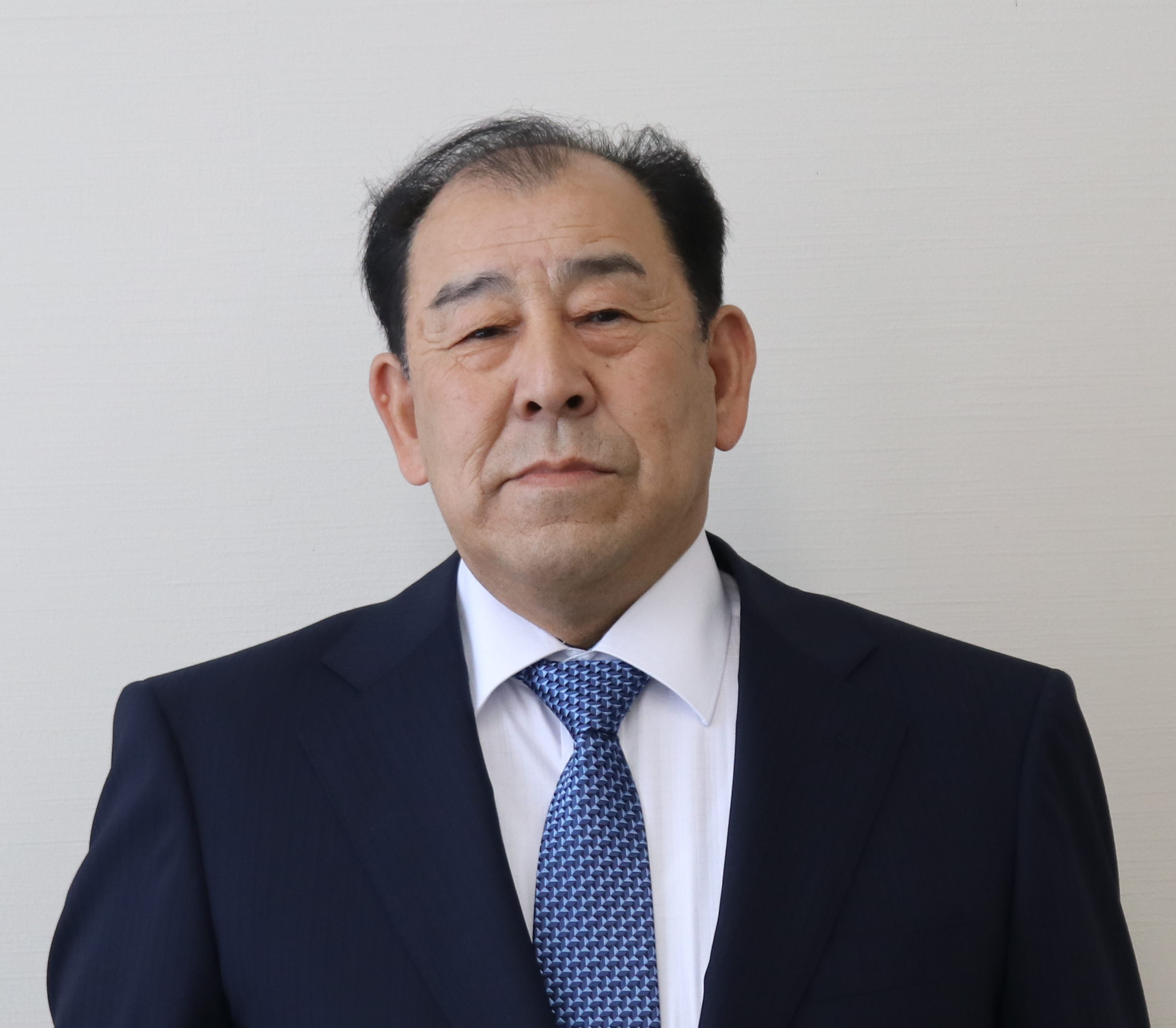 議席番号1番 小森議員の写真